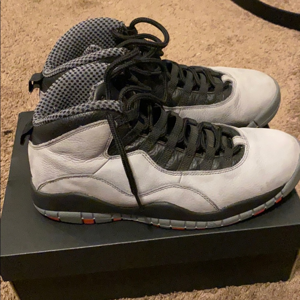 Jordan 10s Grey Wolf
